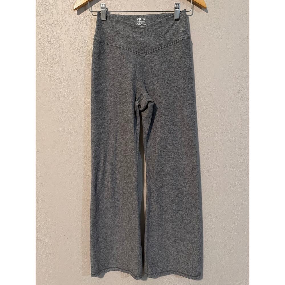 Abercrombie & Fitch YPB flare gray leggings SZ M Short